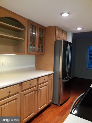 9516 TIPPETT LN, Gaithersburg, MD 20886