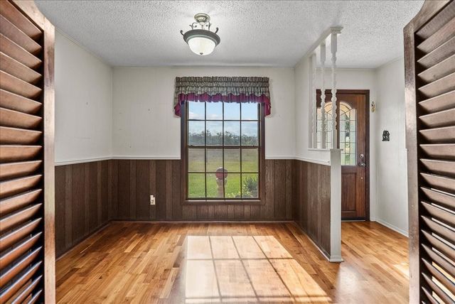 8960 County Road 505, Brazoria, TX 77422