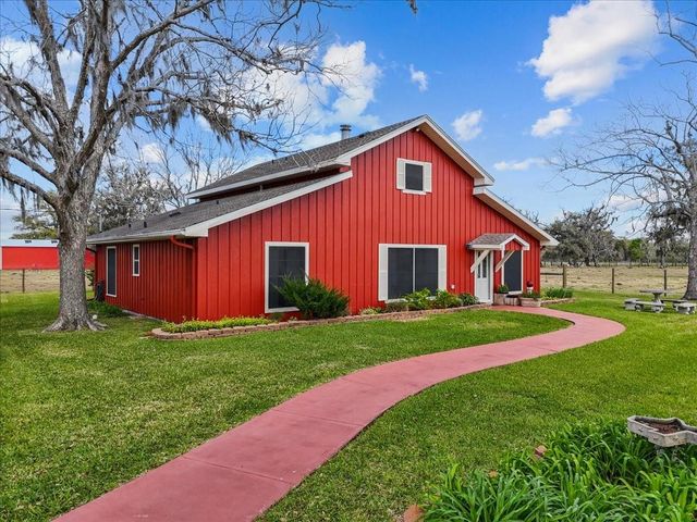 8960 County Road 505, Brazoria, TX 77422