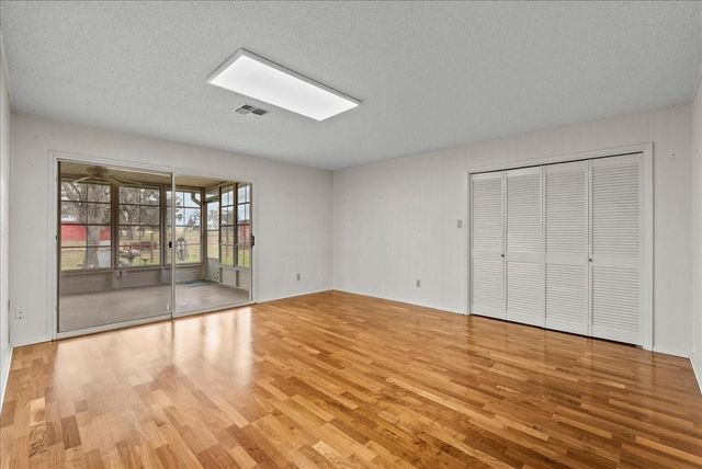 8960 County Road 505, Brazoria, TX 77422