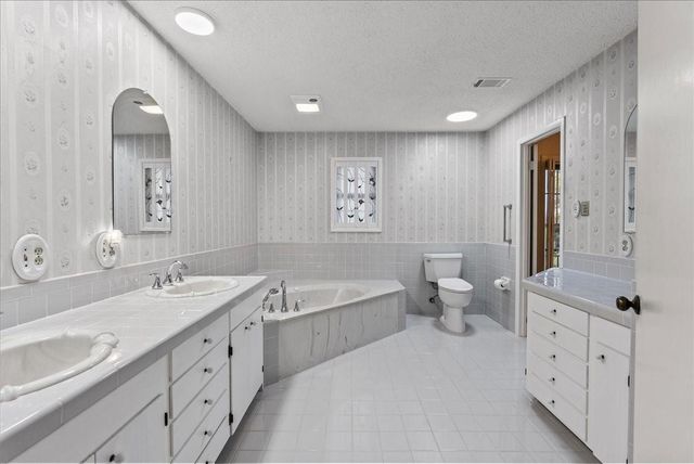 8960 County Road 505, Brazoria, TX 77422