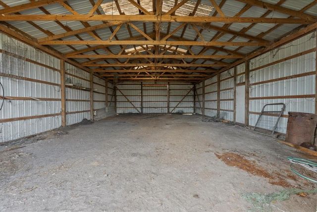 8960 County Road 505, Brazoria, TX 77422