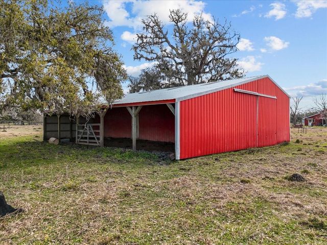 8960 County Road 505, Brazoria, TX 77422
