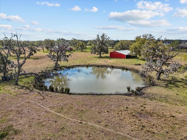 8960 County Road 505, Brazoria, TX 77422