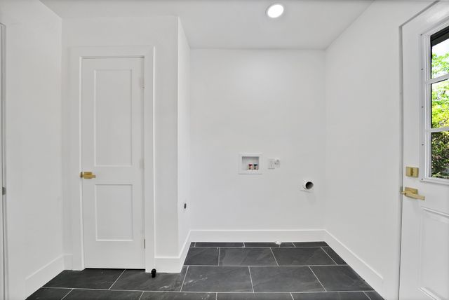 5617 Wharton Drive, Fort Worth, TX 76133