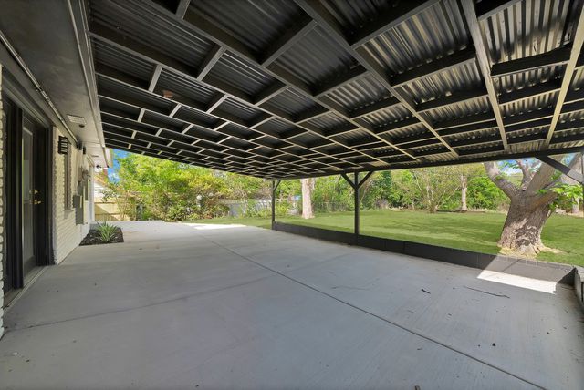 5617 Wharton Drive, Fort Worth, TX 76133