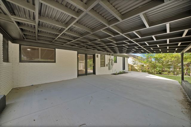 5617 Wharton Drive, Fort Worth, TX 76133