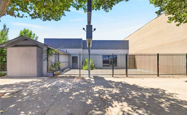 450 W Holt Avenue, Pomona, CA 91768