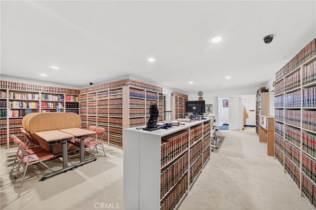 450 W Holt Avenue, Pomona, CA 91768