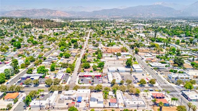 450 W Holt Avenue, Pomona, CA 91768
