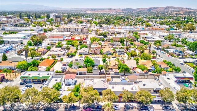 450 W Holt Avenue, Pomona, CA 91768