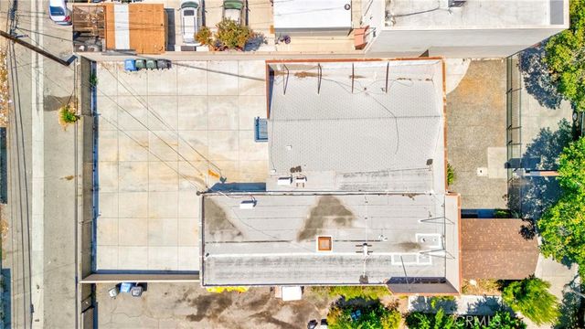 450 W Holt Avenue, Pomona, CA 91768