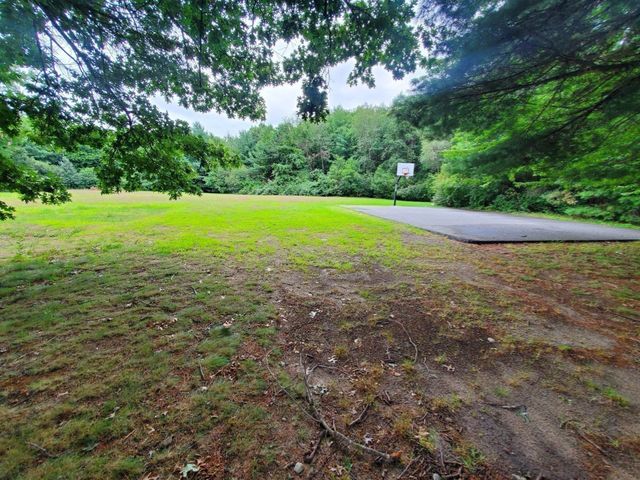 28 Douglas Drive 28, East Bridgewater, MA 02333