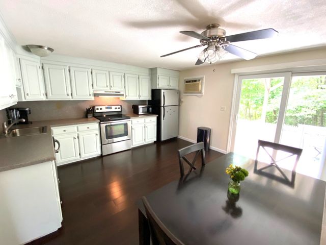 28 Douglas Drive 28, East Bridgewater, MA 02333