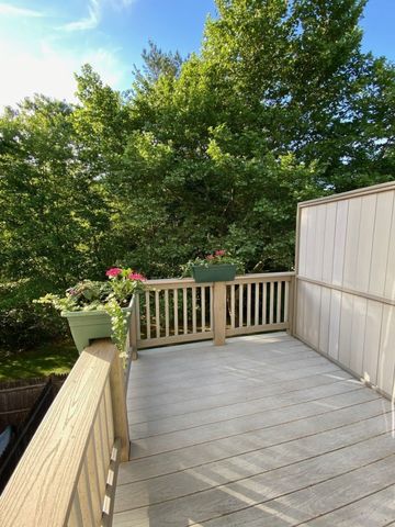 28 Douglas Drive 28, East Bridgewater, MA 02333