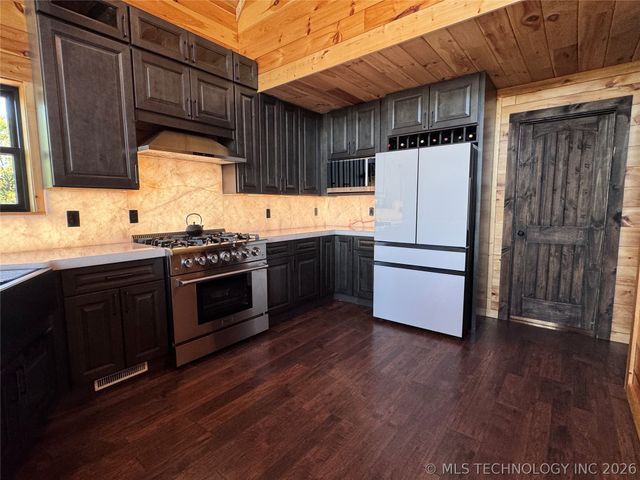 2217 Hidden Ridge Road, Eufaula, OK 74432