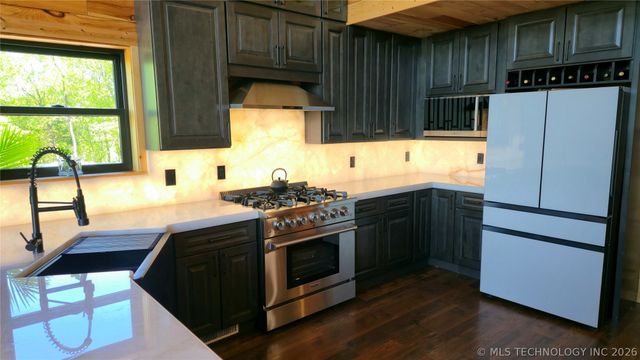 2217 Hidden Ridge Road, Eufaula, OK 74432