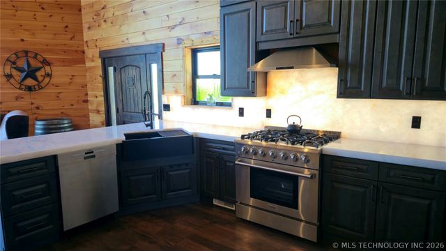 2217 Hidden Ridge Road, Eufaula, OK 74432