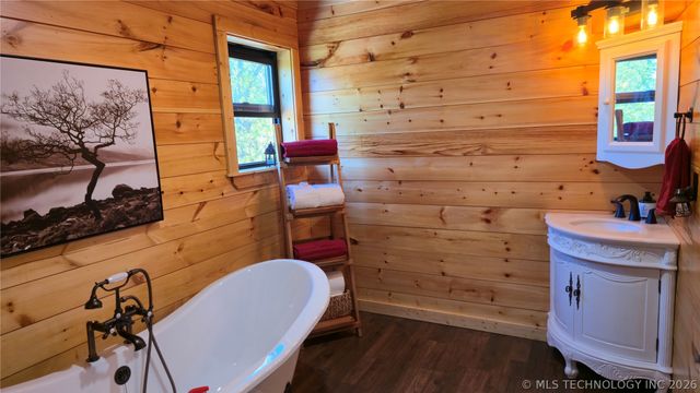 2217 Hidden Ridge Road, Eufaula, OK 74432