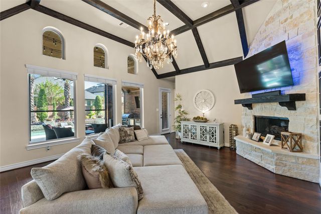 39 Camden Oaks Lane, Montgomery, TX 77356