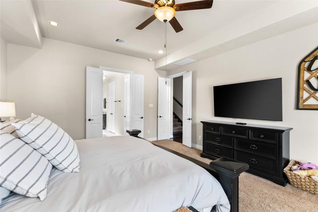 39 Camden Oaks Lane, Montgomery, TX 77356