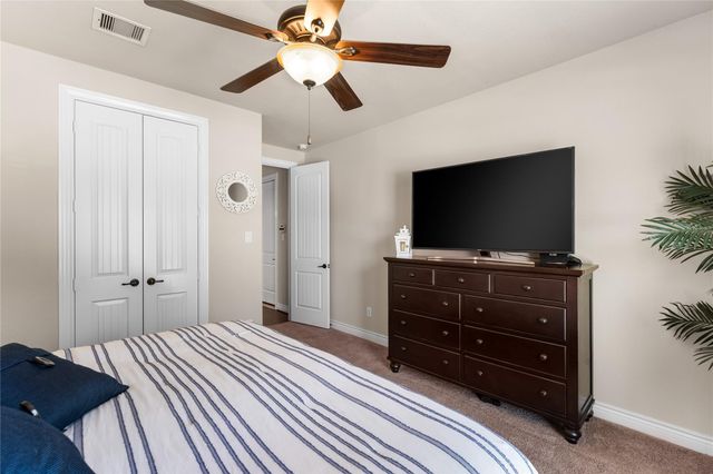 39 Camden Oaks Lane, Montgomery, TX 77356