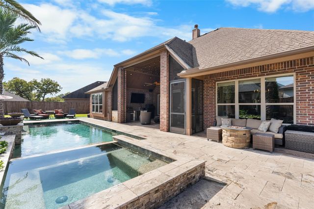 39 Camden Oaks Lane, Montgomery, TX 77356