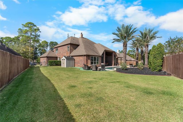 39 Camden Oaks Lane, Montgomery, TX 77356