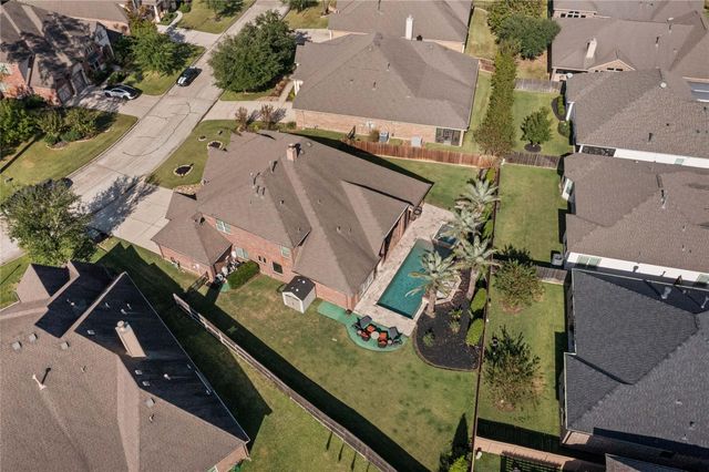 39 Camden Oaks Lane, Montgomery, TX 77356