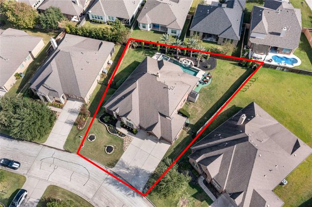 39 Camden Oaks Lane, Montgomery, TX 77356