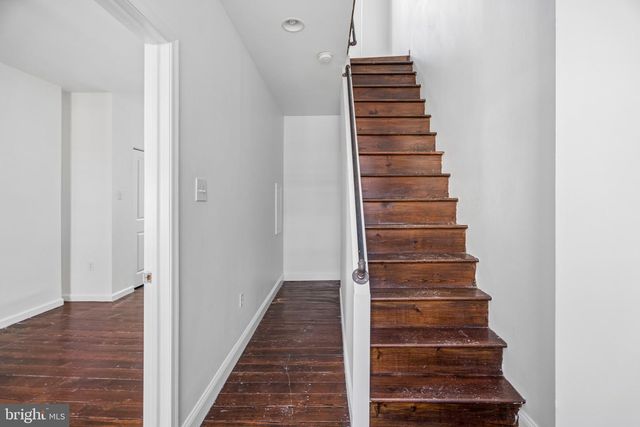 1765 WATERLOO ST, Philadelphia, PA 19122