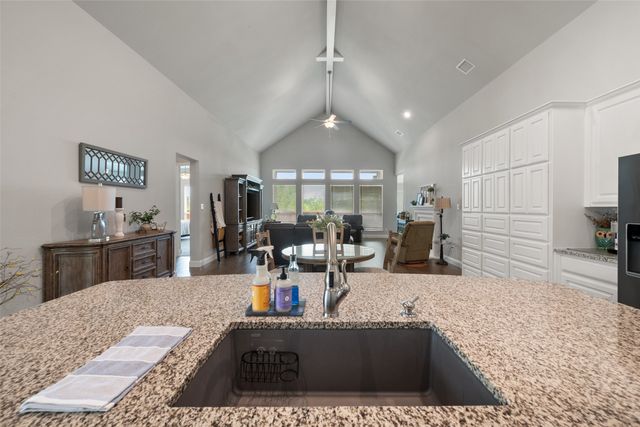 1921 Middleton Drive, Mansfield, TX 76063