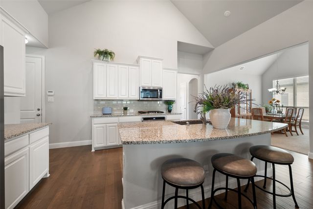 1921 Middleton Drive, Mansfield, TX 76063