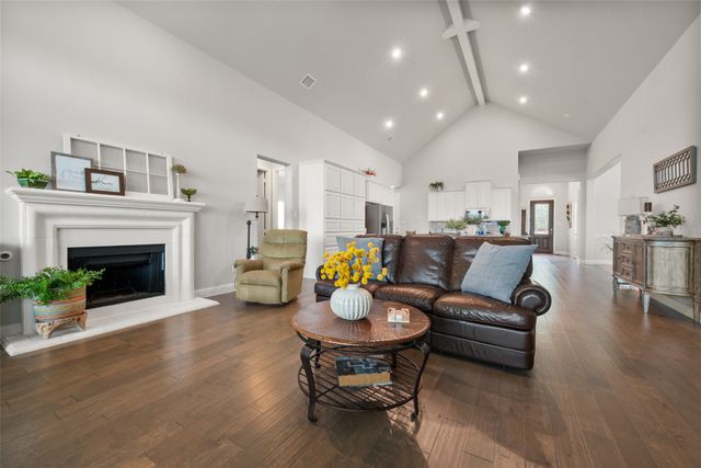 1921 Middleton Drive, Mansfield, TX 76063