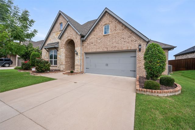 1921 Middleton Drive, Mansfield, TX 76063