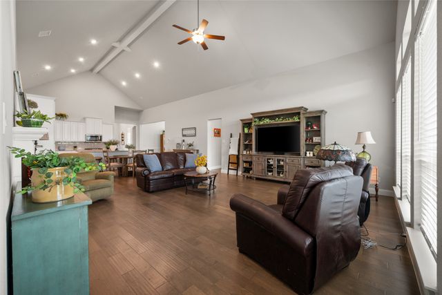 1921 Middleton Drive, Mansfield, TX 76063