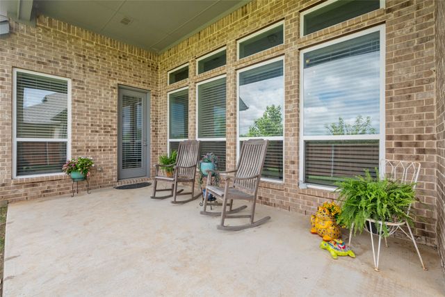 1921 Middleton Drive, Mansfield, TX 76063