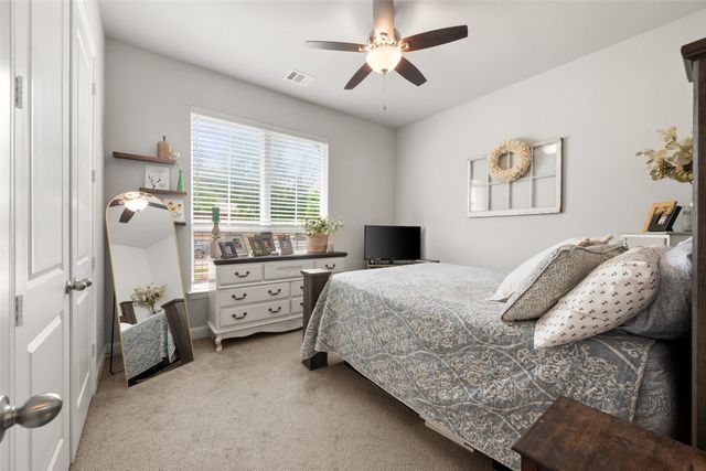 1921 Middleton Drive, Mansfield, TX 76063