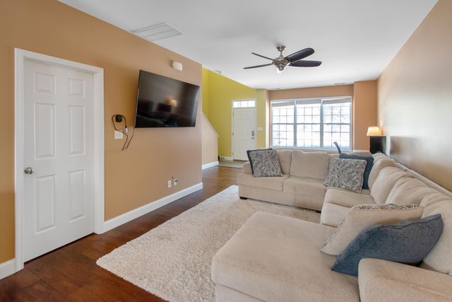 11828 Broadway, Crown Point, IN 46307