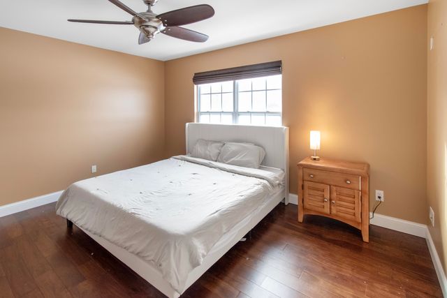 11828 Broadway, Crown Point, IN 46307