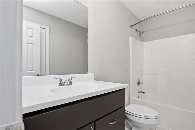 36 Elmwood Place NE, Cartersville, GA 30121
