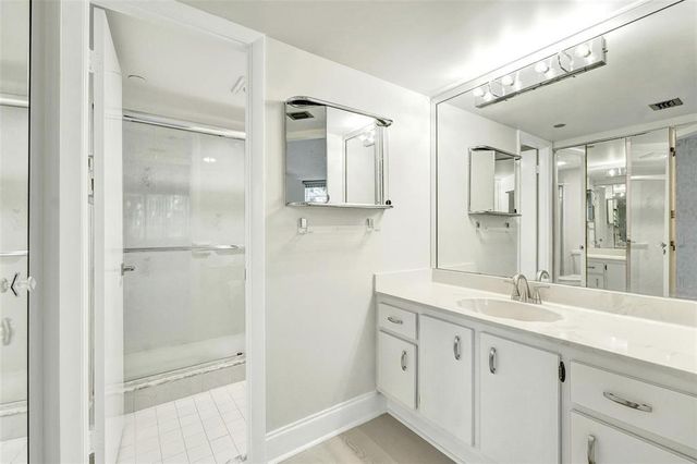 1000 Saint Charles Place 305, Pembroke Pines, FL 33026