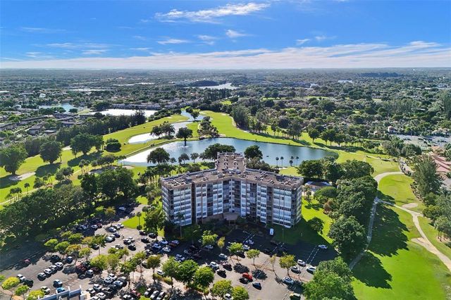 1000 Saint Charles Place 305, Pembroke Pines, FL 33026