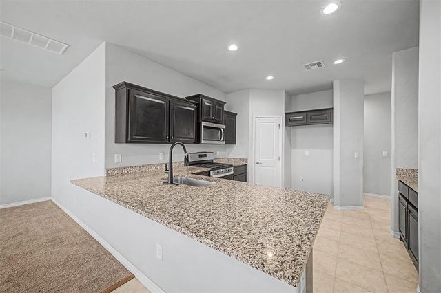 11220 SW 36th Street, Yukon, OK 73099