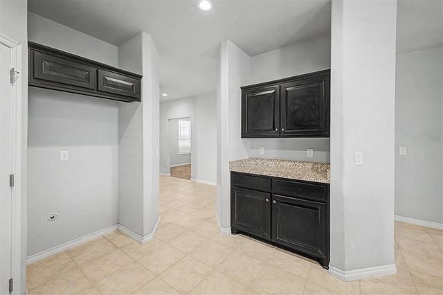 11220 SW 36th Street, Yukon, OK 73099