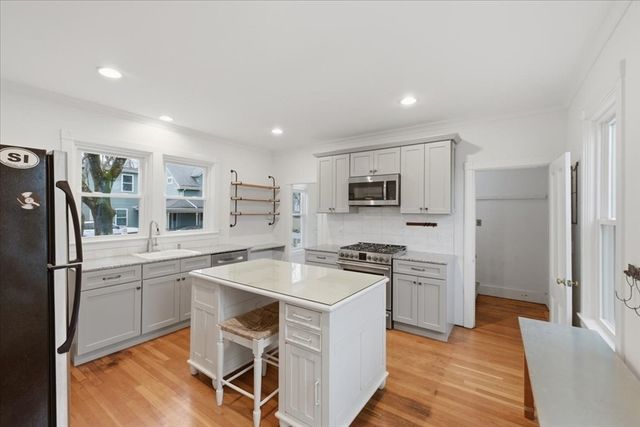 163 W. Central Street, Franklin, MA 02038