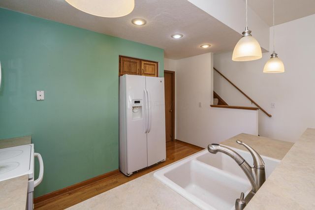 164 Cameron Ridge Drive, Columbus, OH 43235