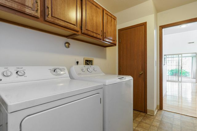 164 Cameron Ridge Drive, Columbus, OH 43235