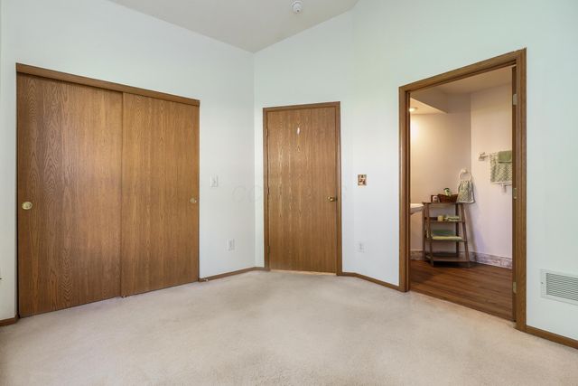 164 Cameron Ridge Drive, Columbus, OH 43235