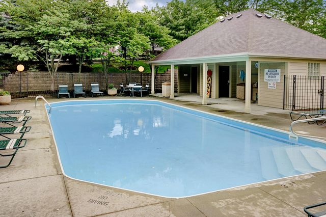 164 Cameron Ridge Drive, Columbus, OH 43235